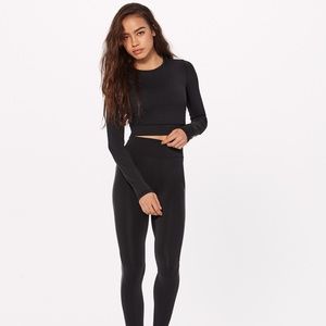 Lululemon Plank to Pike Black Long Sleeve Top